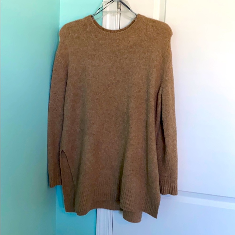 Brown/ Tan Sweater